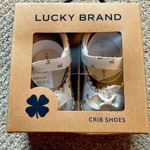 Lucky Brand Floral White Baby Shoes size 3